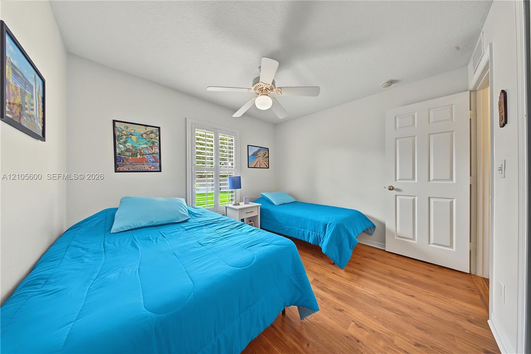 For Sale: $315,900 (3 beds, 2 baths, 1143 Square Feet)