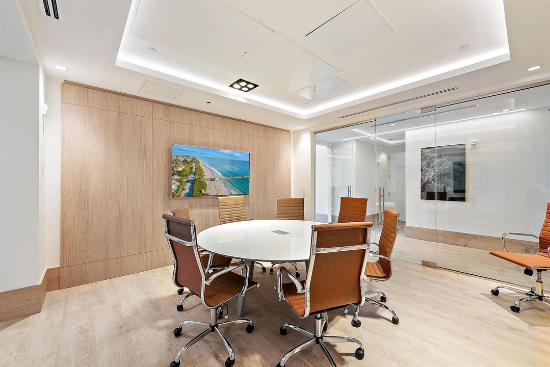 Nautilus Amenities - 26