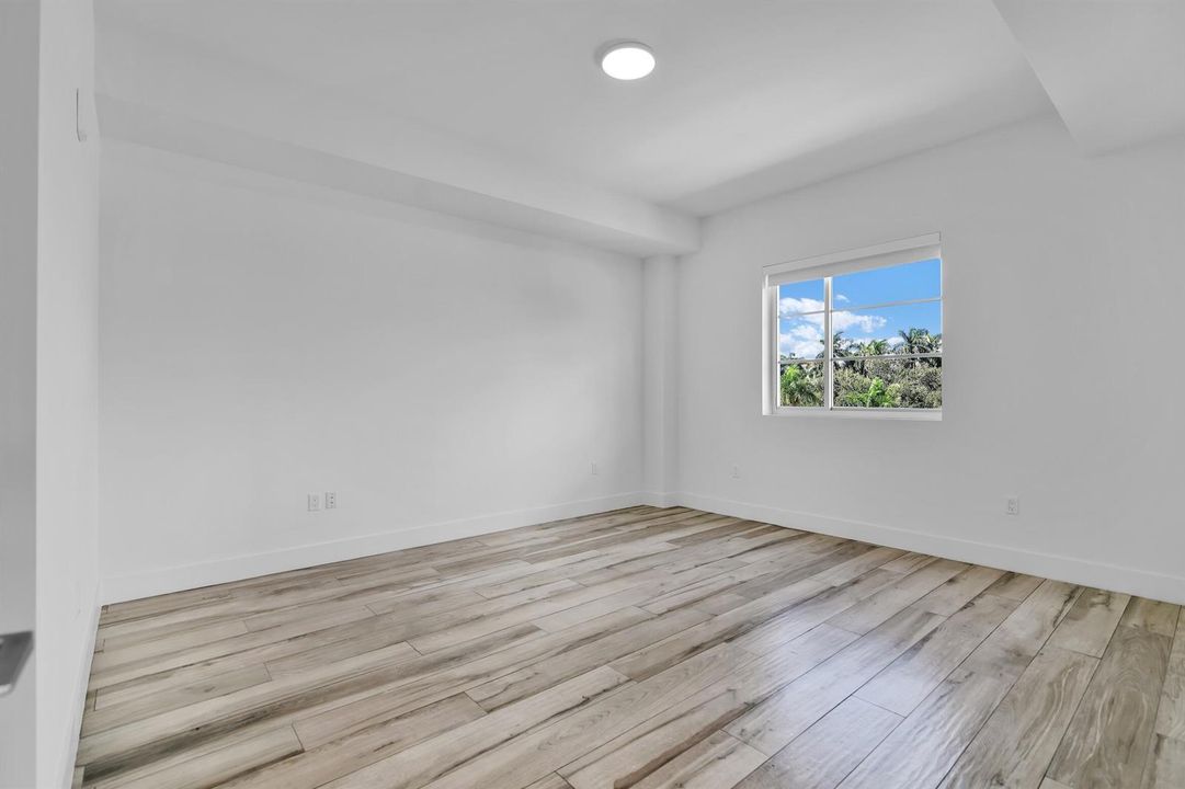 155 E Boca Raton Rd 423, Boca Raton - 21