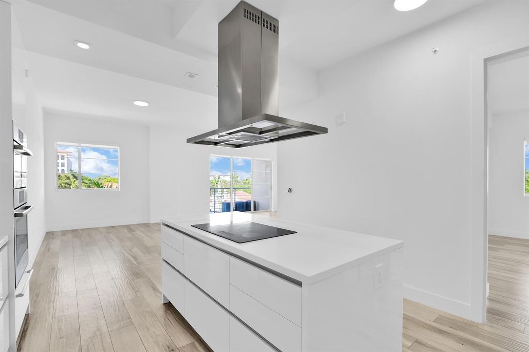 155 E Boca Raton Rd 423, Boca Raton - 30