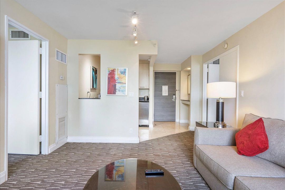 07-2670 E Sunrise Blvd #409_007