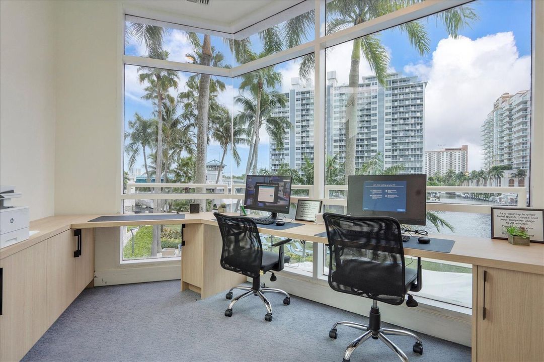44-2670 E Sunrise Blvd #409_044