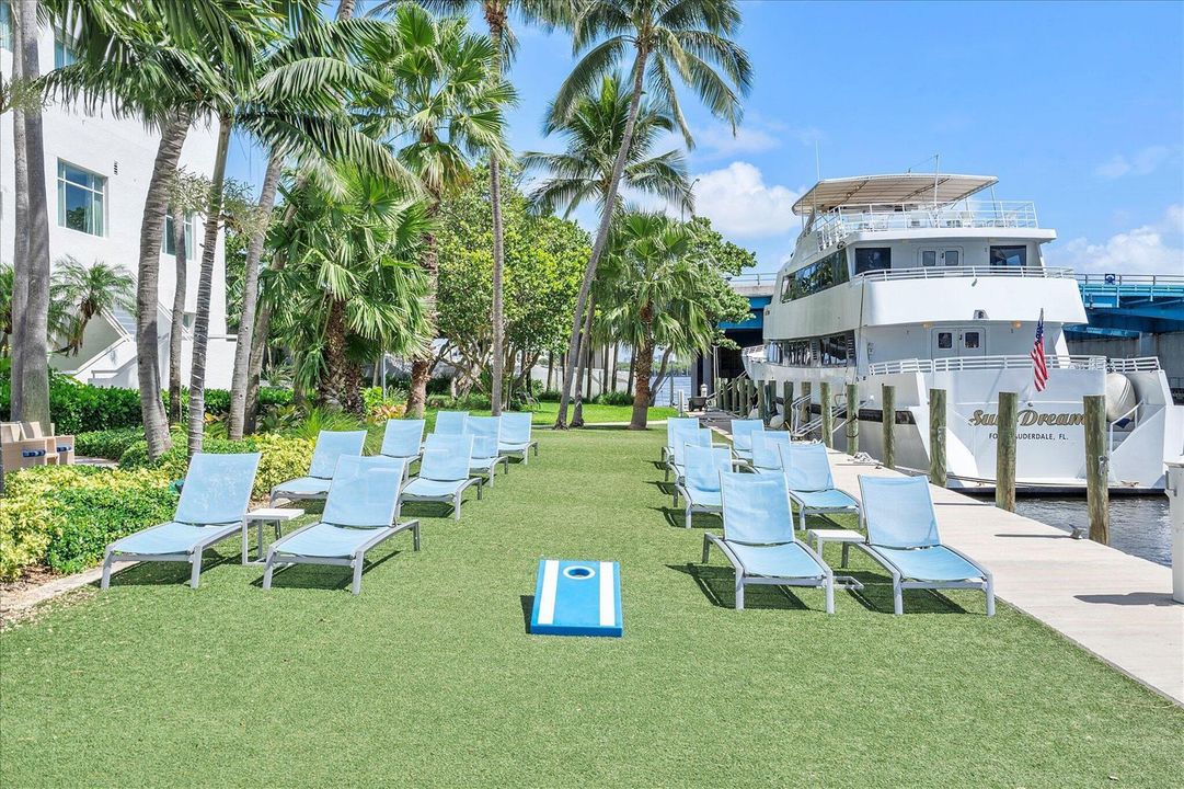 41-2670 E Sunrise Blvd #409_041