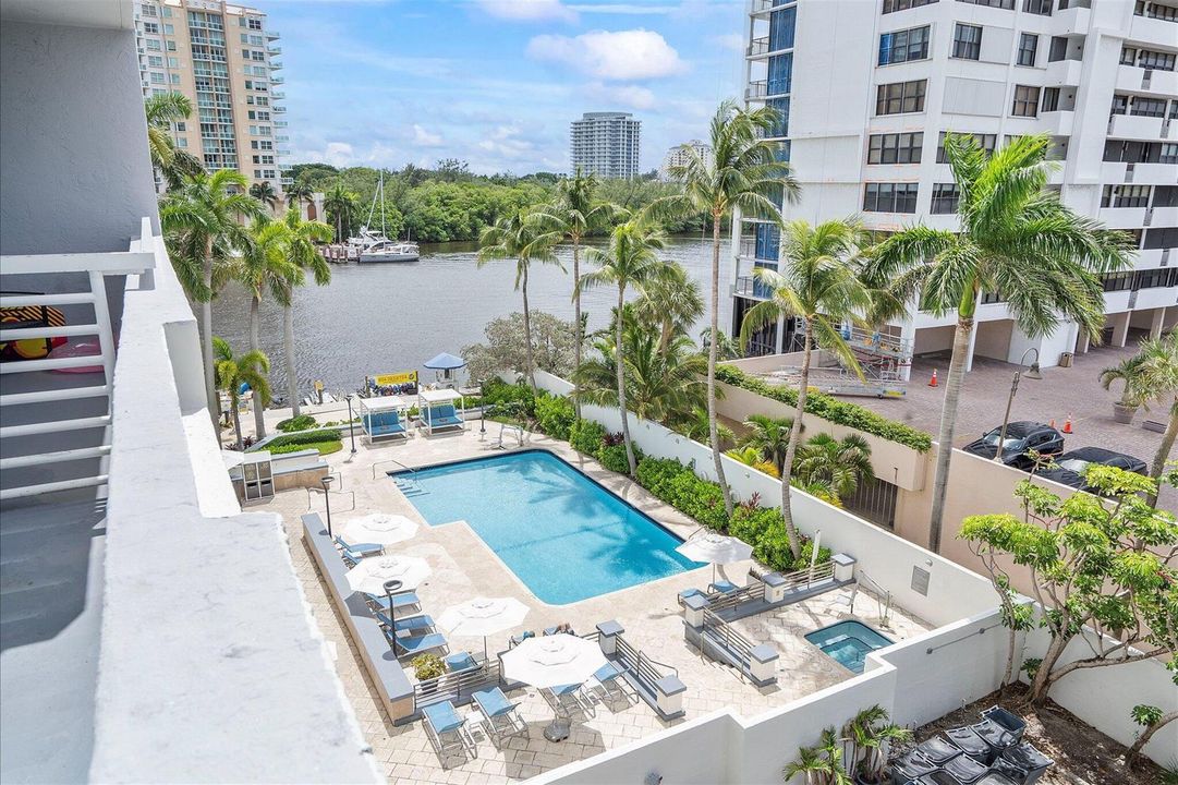 30-2670 E Sunrise Blvd #409_030