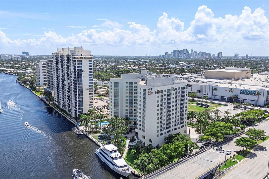 64-2670 E Sunrise Blvd #409 drone_064