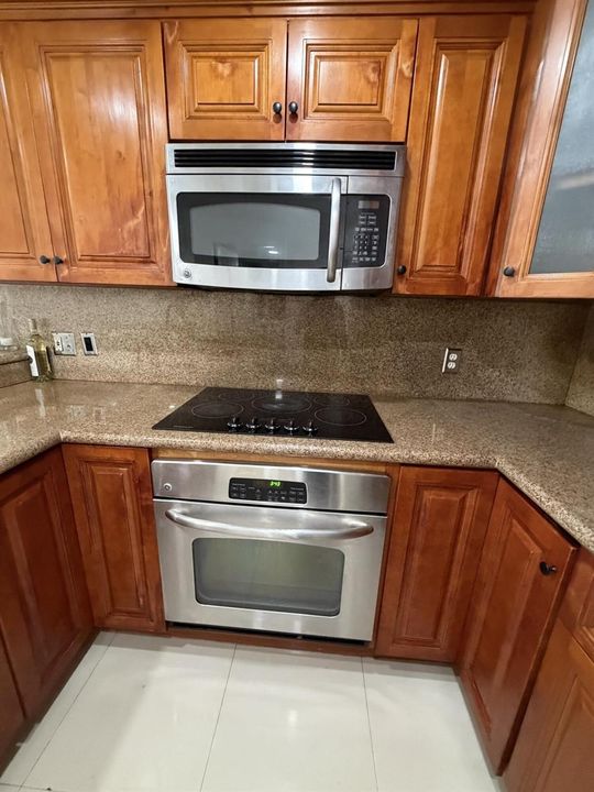 09_cooktop_wall_oven