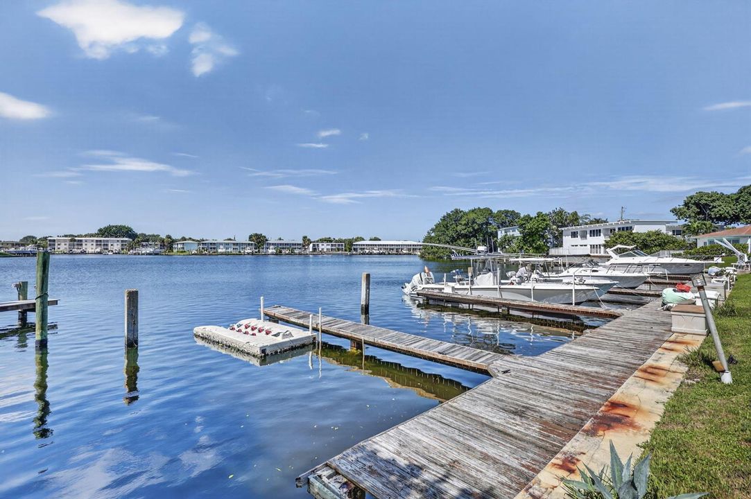 Dock