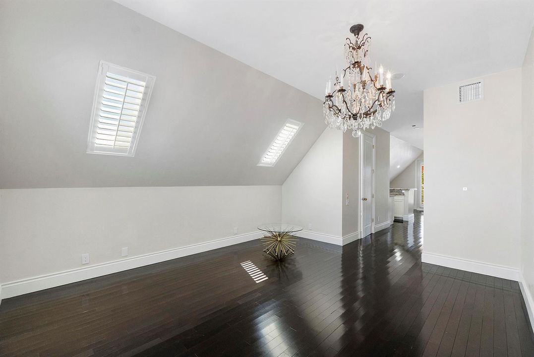 1107 Ne 2nd St_071