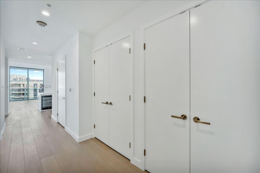For Rent: $11,000 (2 beds, 2 baths, 1851 Square Feet)