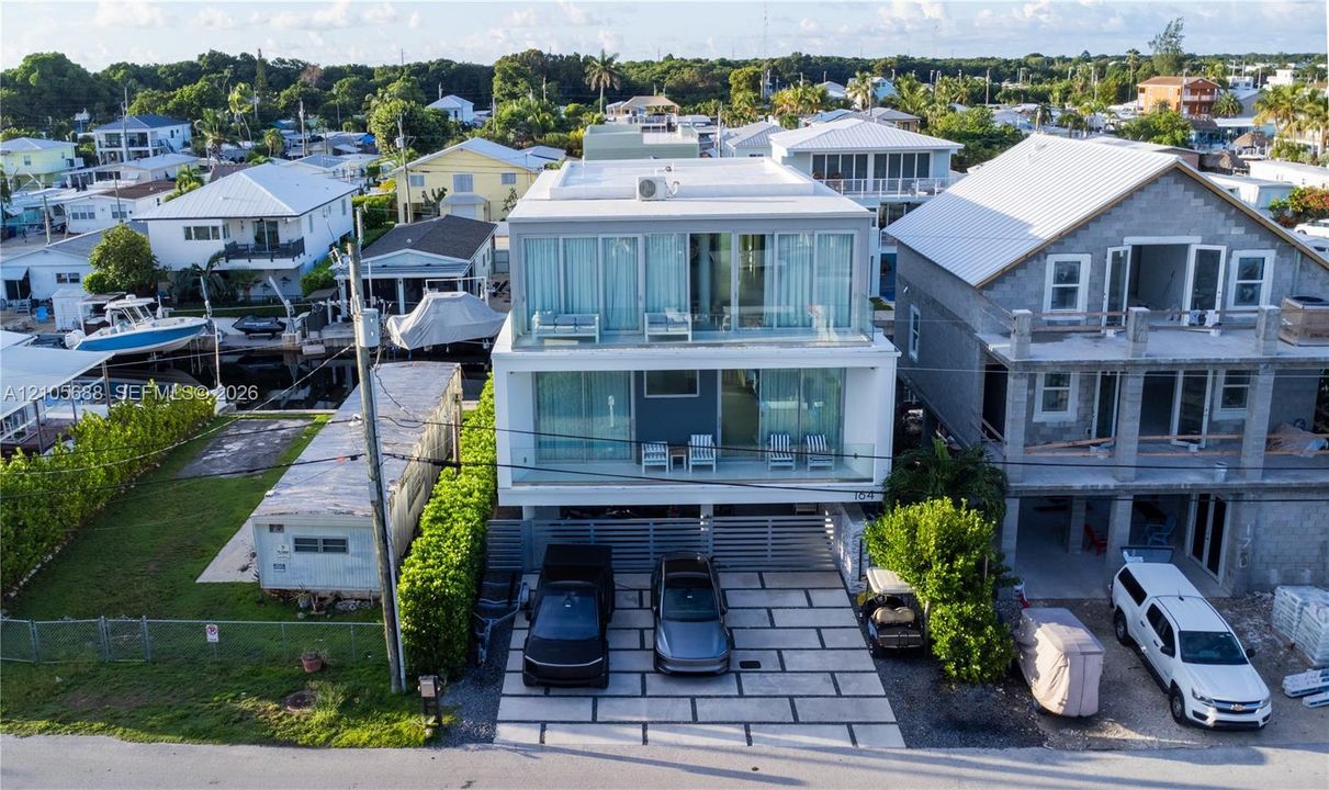 For Sale: $3,750,000 (5 beds, 5 baths, 3382 Square Feet)