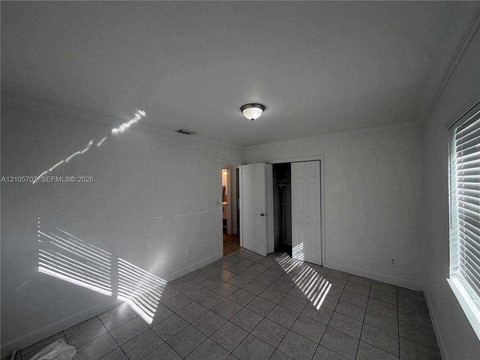 For Rent: $1,700 (2 beds, 1 baths, 791 Square Feet)