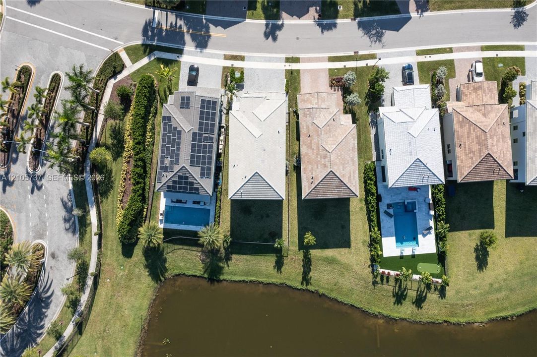 В аренду: $5,600 (5 спален, 3 ванн, 2604 Квадратных фут)