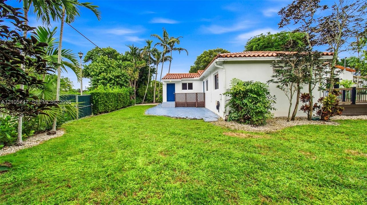 В аренду: $8,400 (4 спален, 3 ванн, 2095 Квадратных фут)