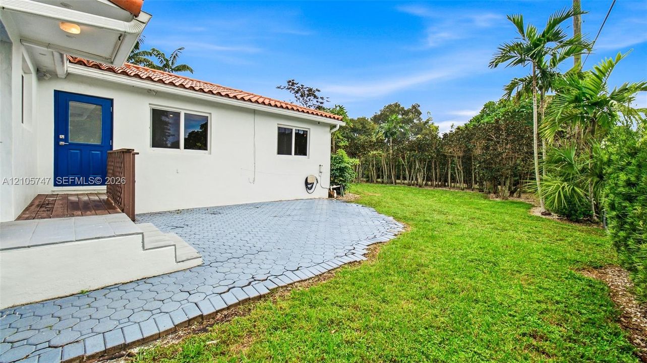 В аренду: $8,400 (4 спален, 3 ванн, 2095 Квадратных фут)