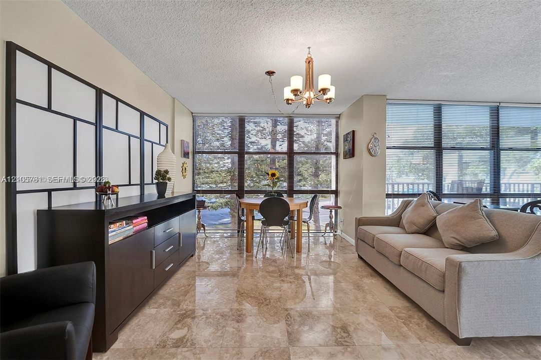 For Rent: $2,750 (2 beds, 2 baths, 1430 Square Feet)