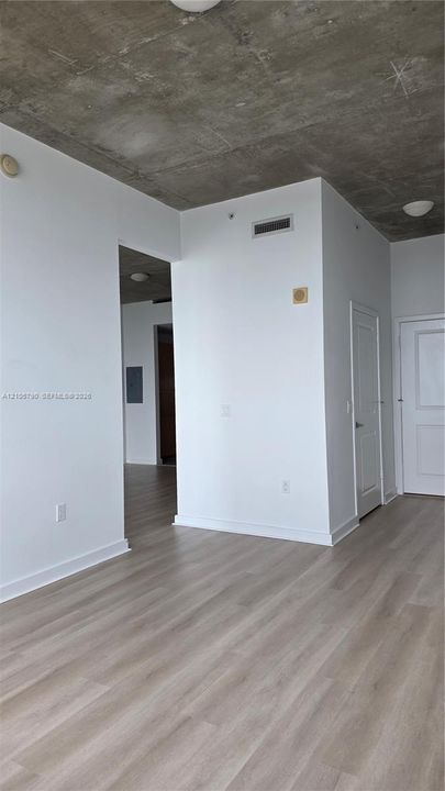 В аренду: $2,500 (1 спален, 1 ванн, 846 Квадратных фут)