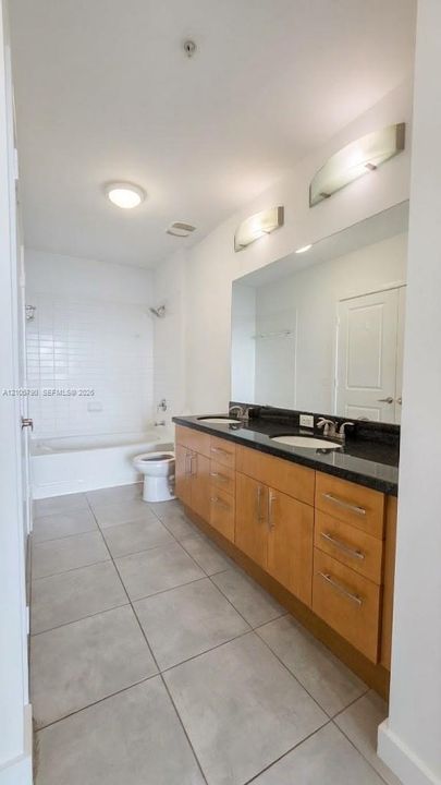 В аренду: $2,500 (1 спален, 1 ванн, 846 Квадратных фут)