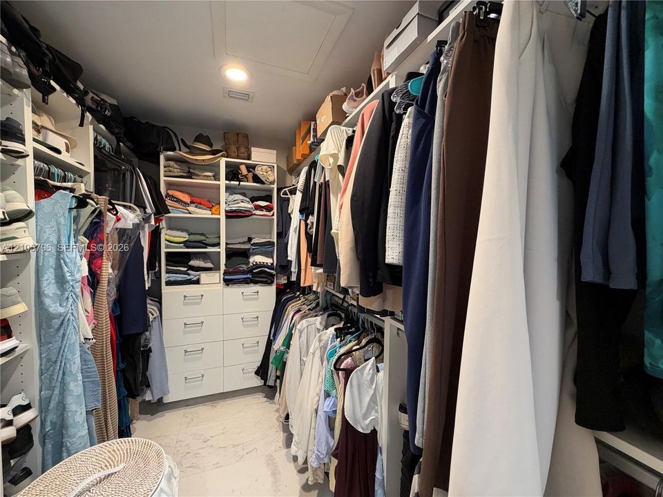 Walk-in closet