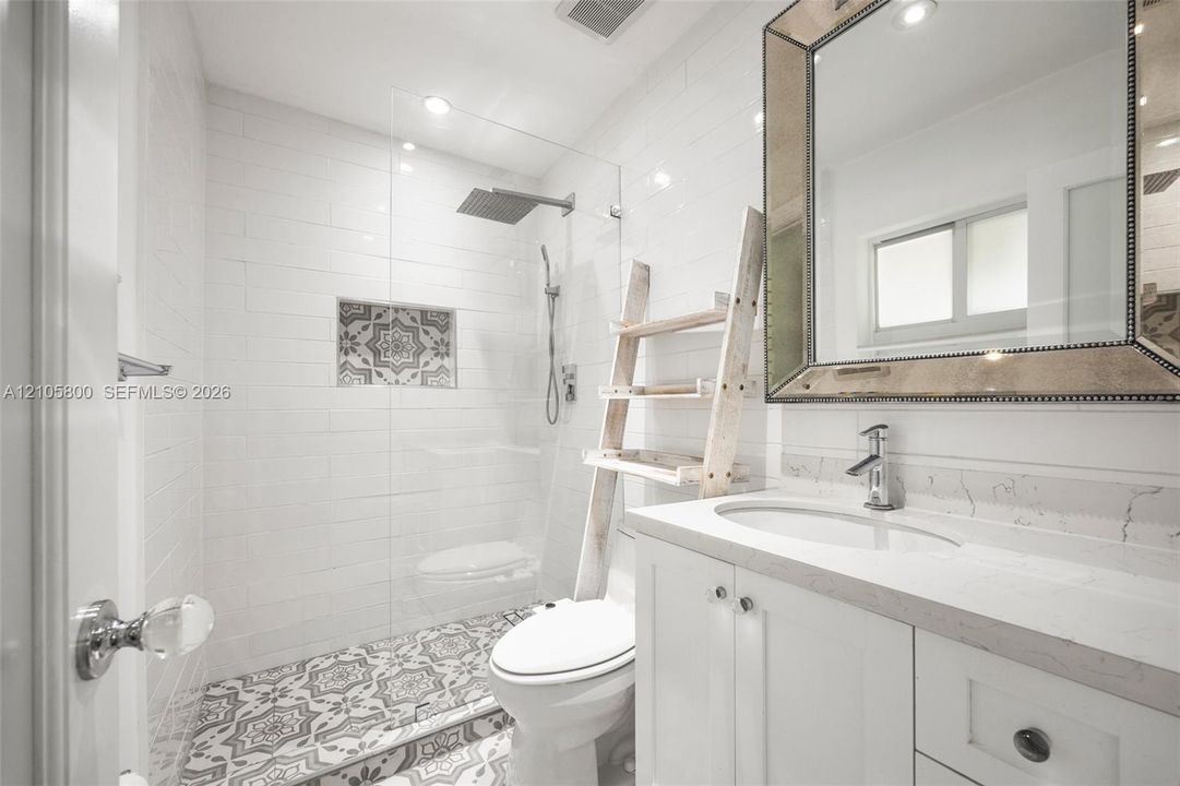 В аренду: $6,500 (3 спален, 2 ванн, 1460 Квадратных фут)