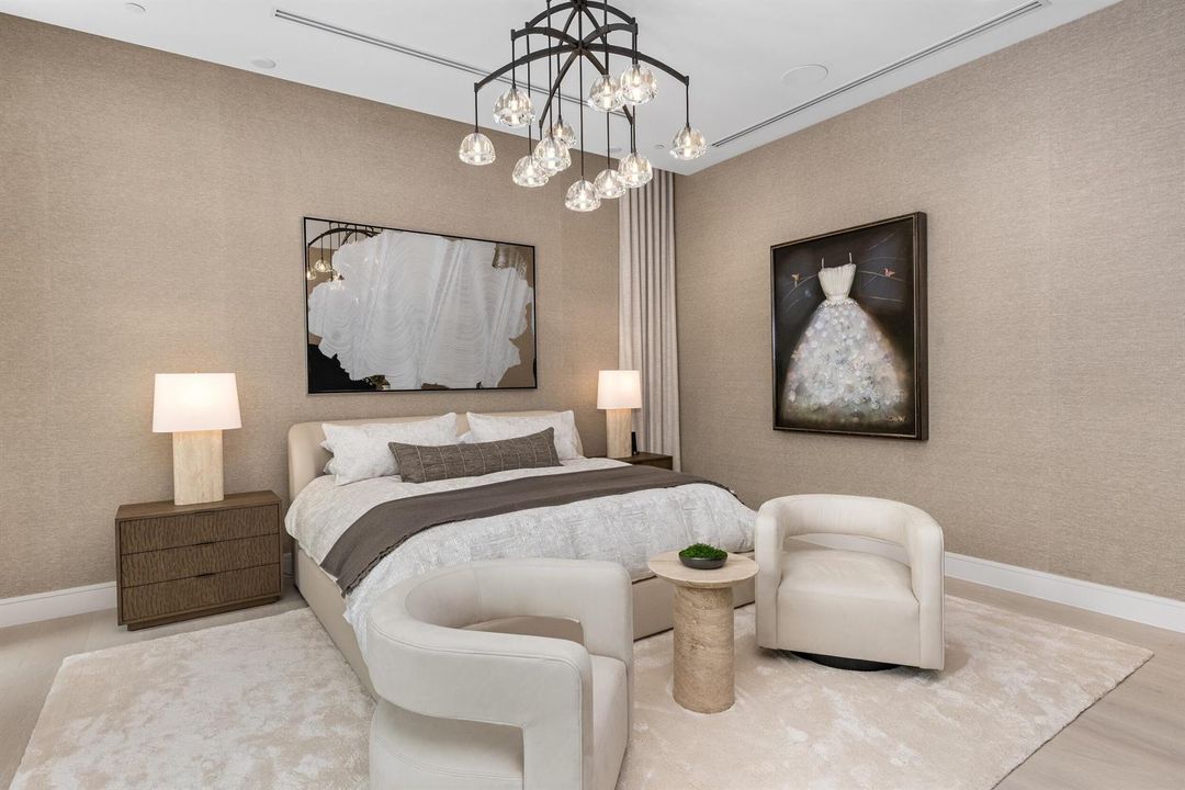Master Bed 1