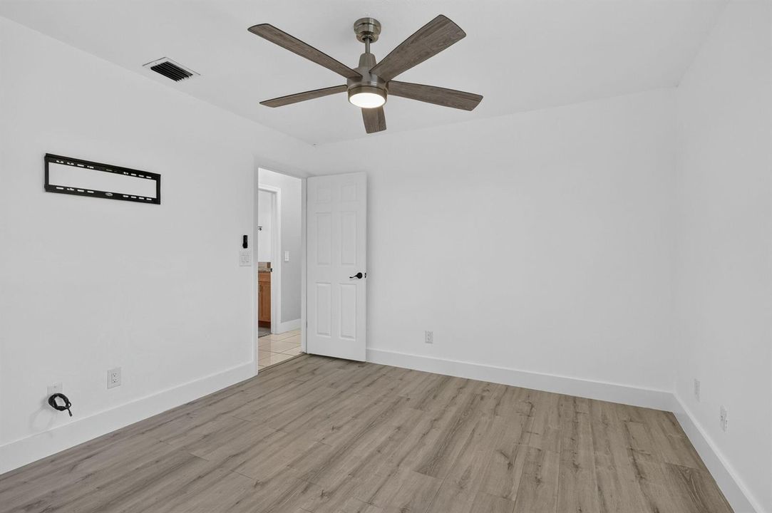 35-web-or-mls-BS1A4434