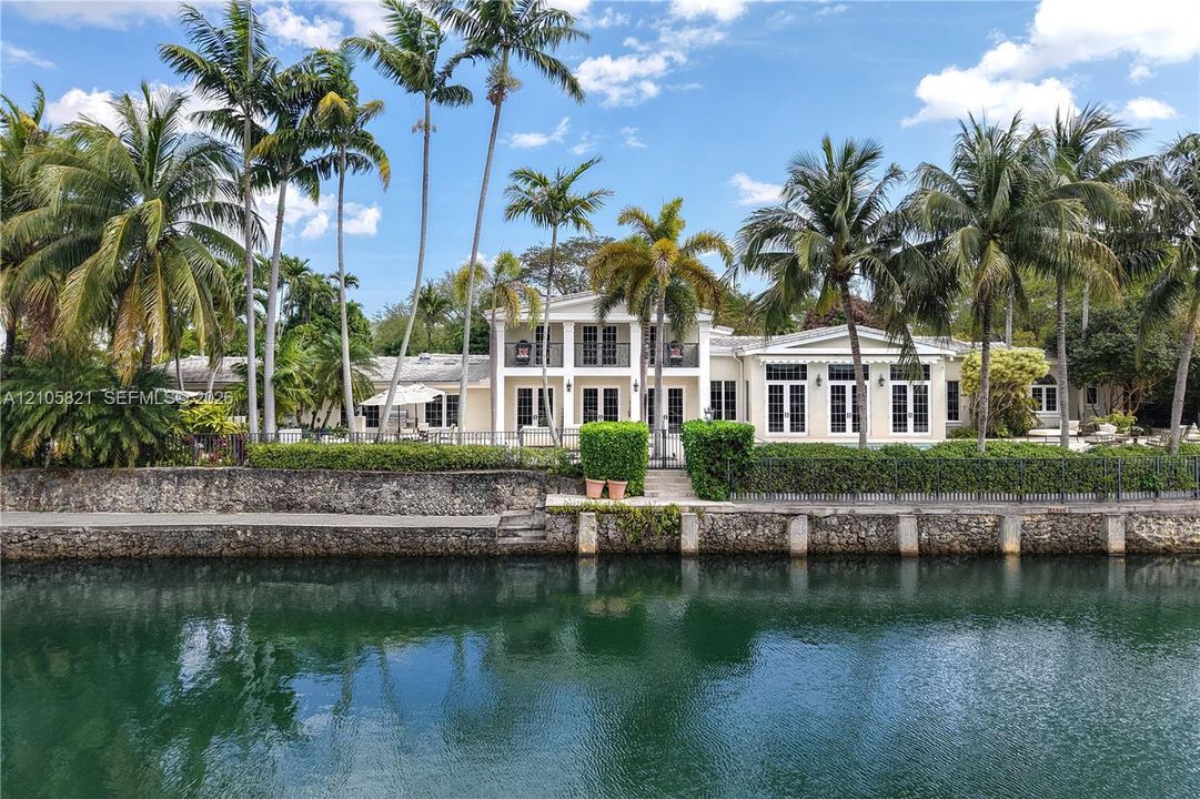 En Venta: $8,495,000 (7 camas, 6 baños, 8600 Pies cuadrados)