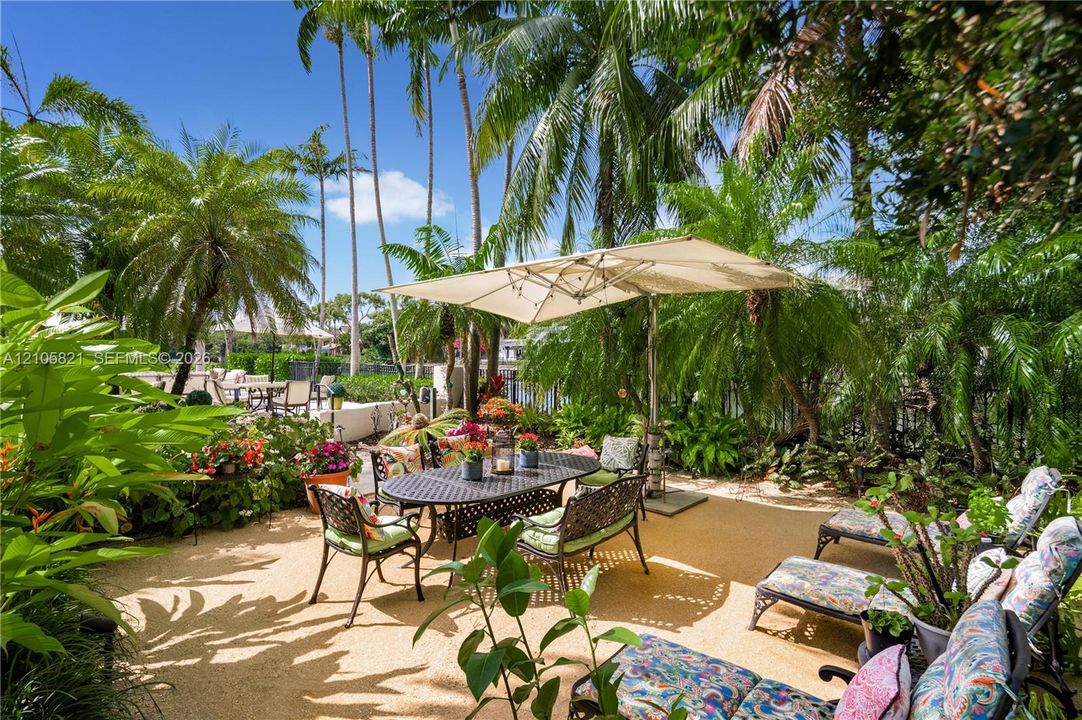 En Venta: $8,495,000 (7 camas, 6 baños, 8600 Pies cuadrados)
