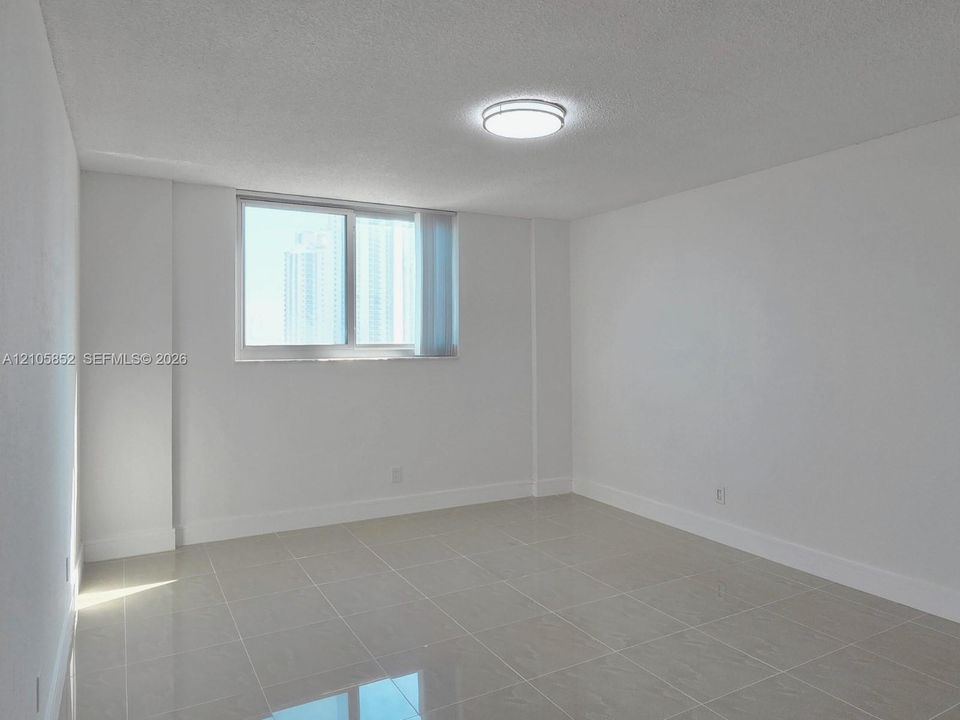 For Sale: $459,000 (2 beds, 2 baths, 1505 Square Feet)