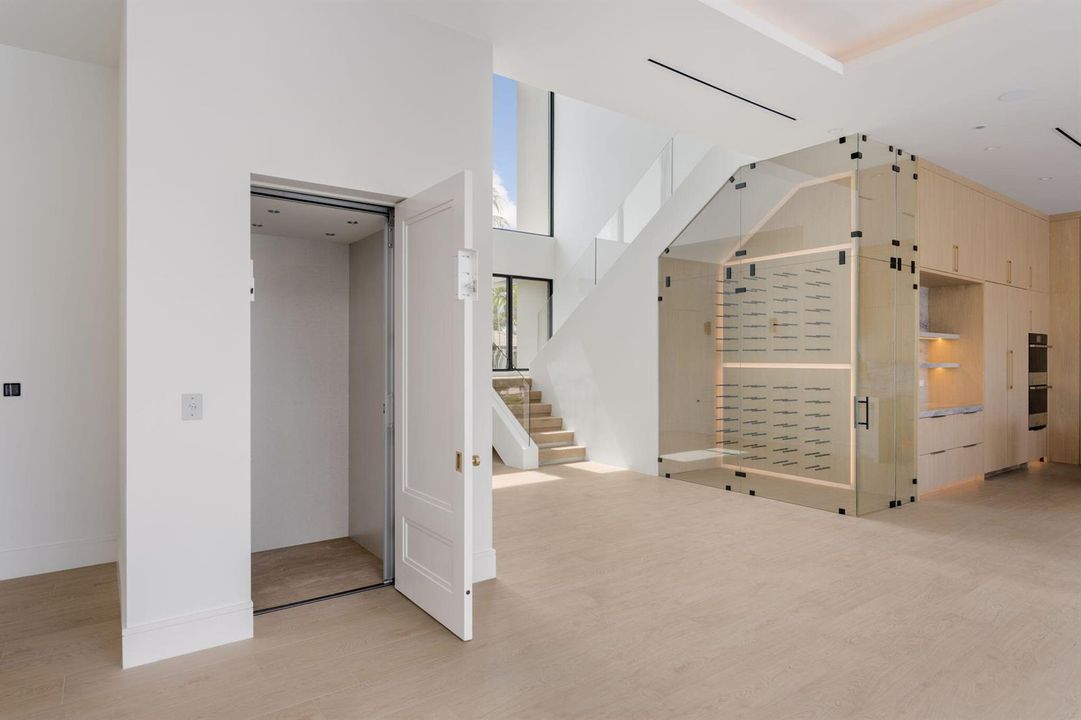 elevator open