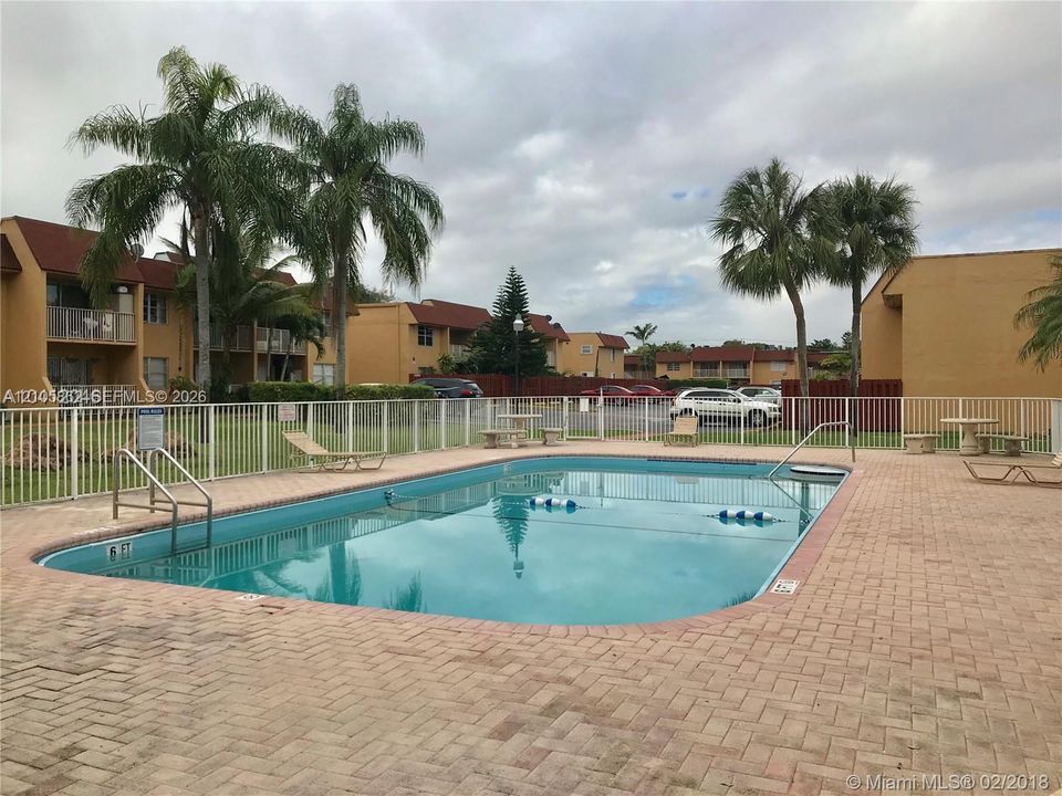 For Rent: $2,300 (2 beds, 2 baths, 1050 Square Feet)