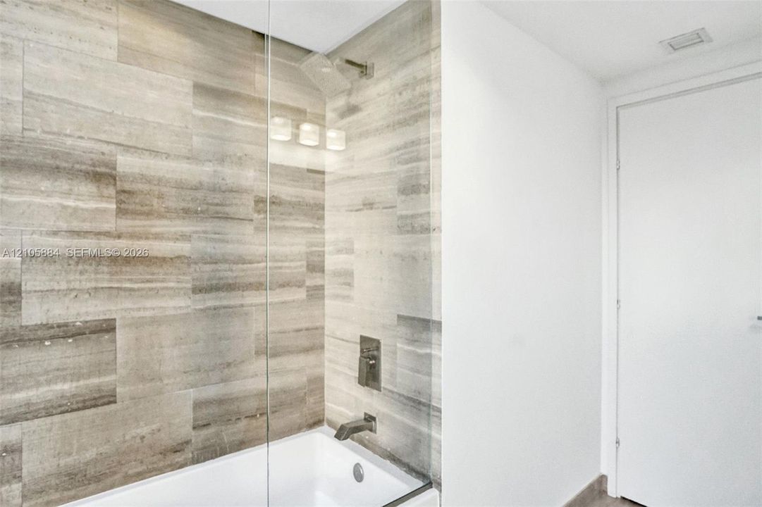 For Rent: $7,500 (2 beds, 2 baths, 1116 Square Feet)