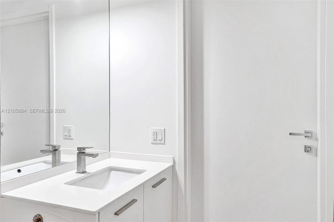 For Rent: $7,500 (2 beds, 2 baths, 1116 Square Feet)