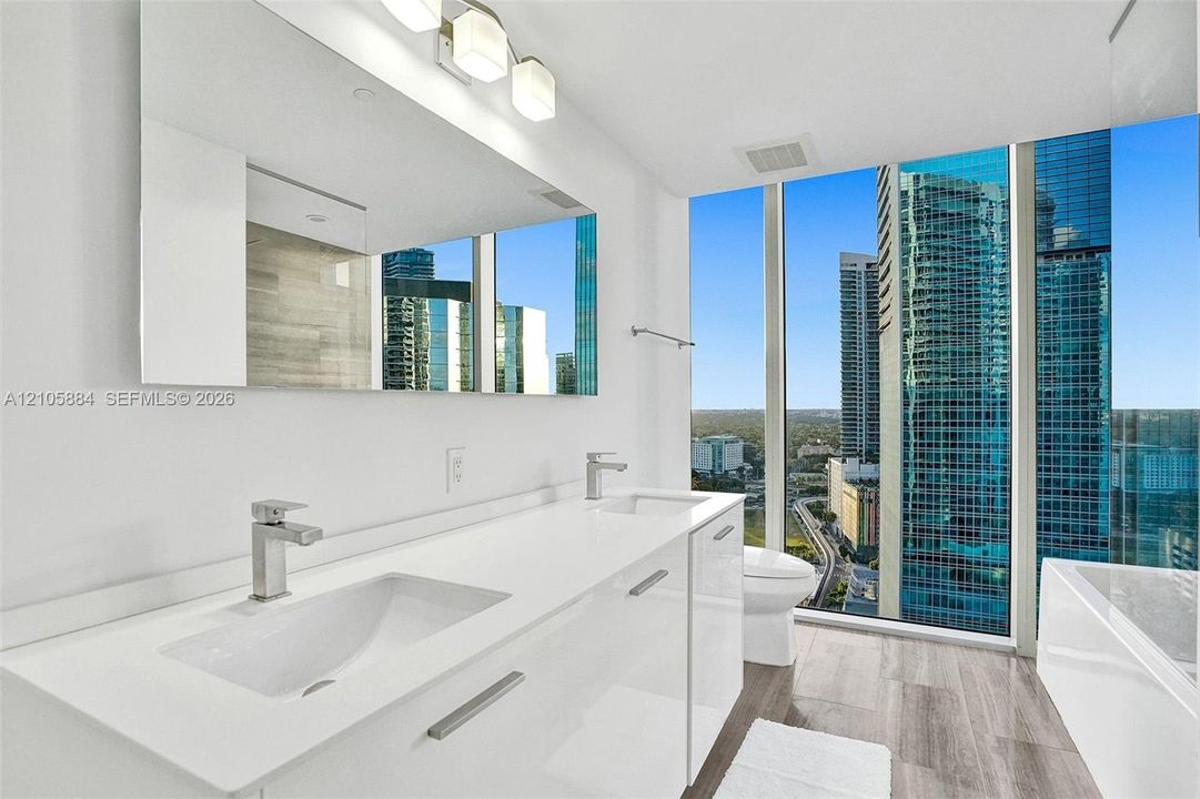 For Rent: $7,500 (2 beds, 2 baths, 1116 Square Feet)