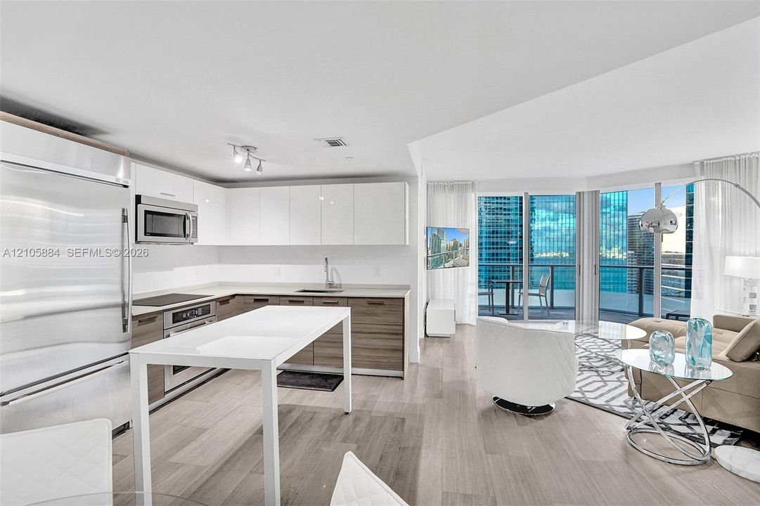 For Rent: $7,500 (2 beds, 2 baths, 1116 Square Feet)
