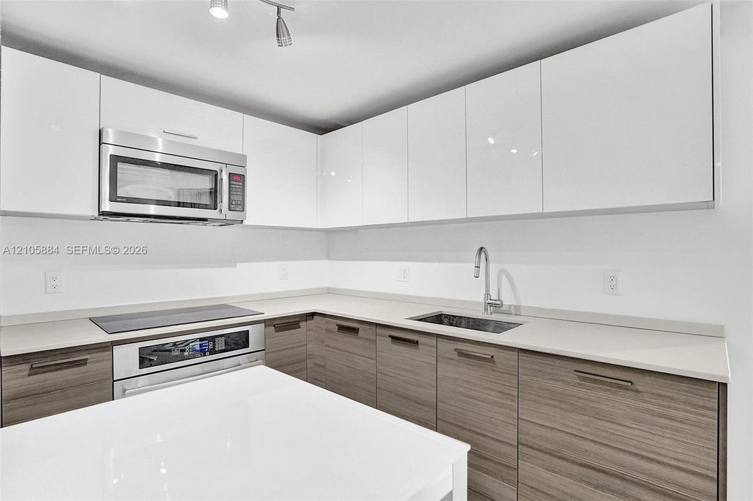 For Rent: $7,500 (2 beds, 2 baths, 1116 Square Feet)