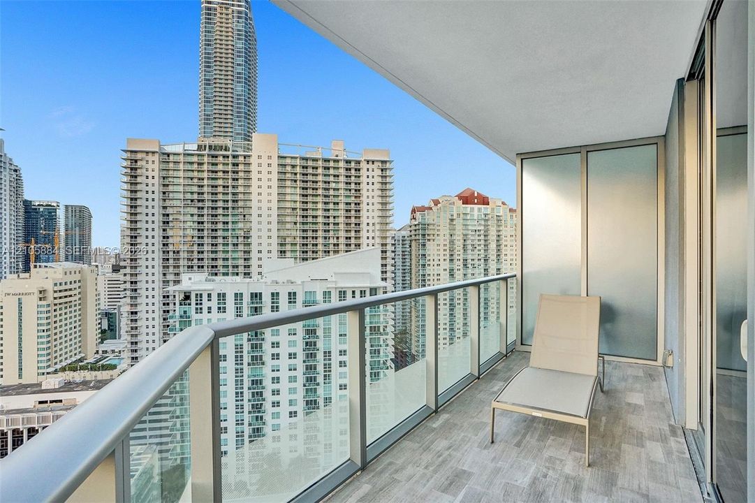 For Rent: $7,500 (2 beds, 2 baths, 1116 Square Feet)