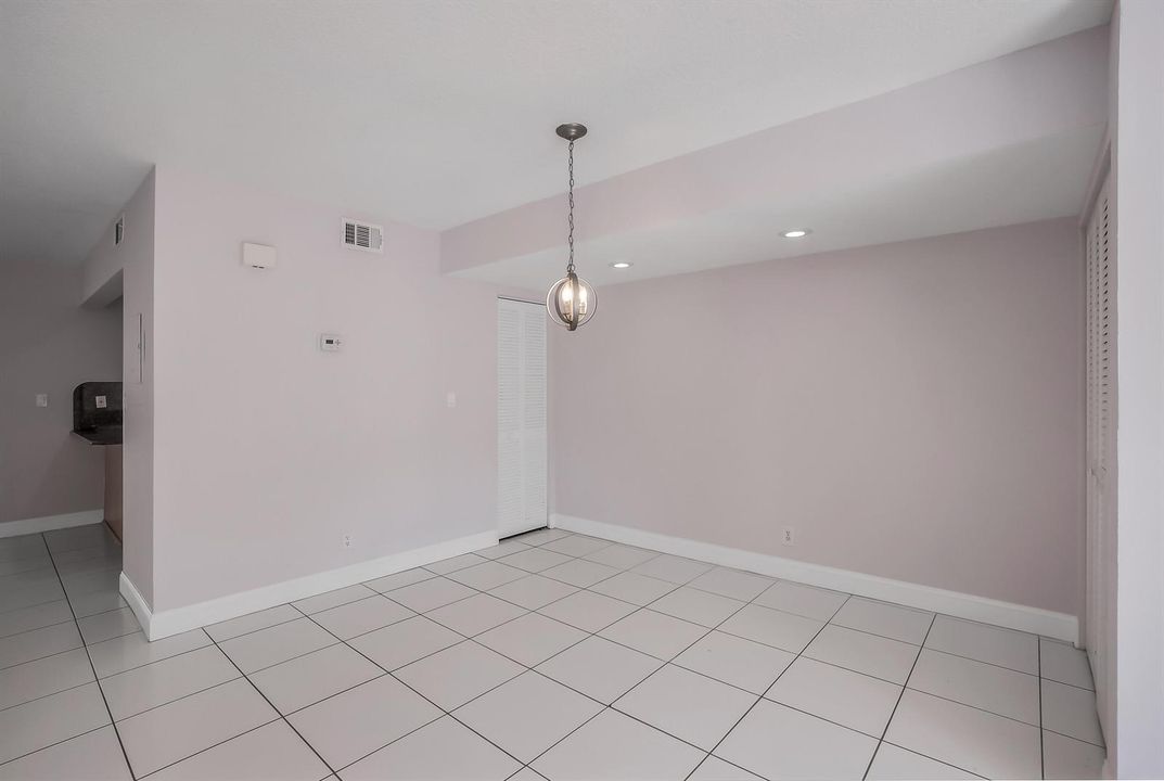 3015 Oaktree Lane, Hollywood, FL 33021 (
