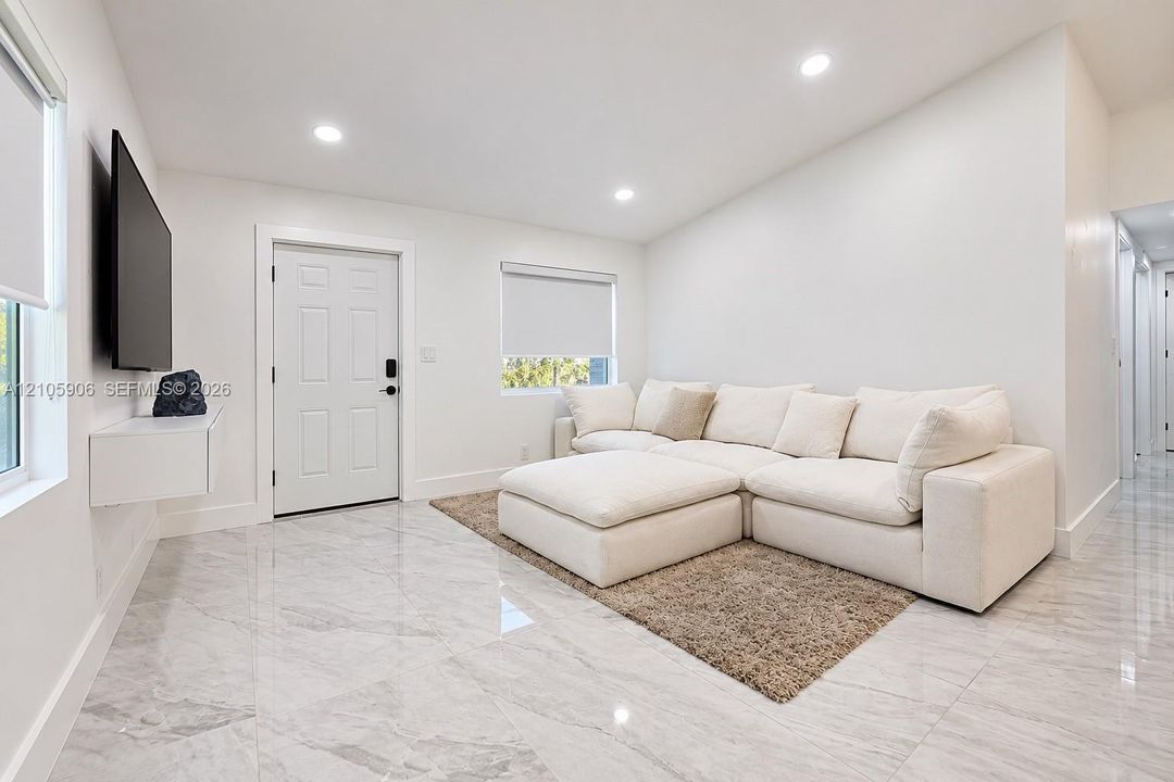 En Venta: $470,000 (3 camas, 2 baños, 984 Pies cuadrados)