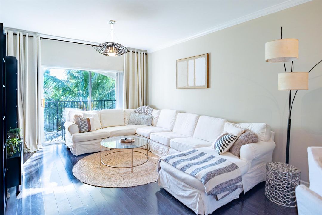 © Clark- 3402 Tuscany Way-002