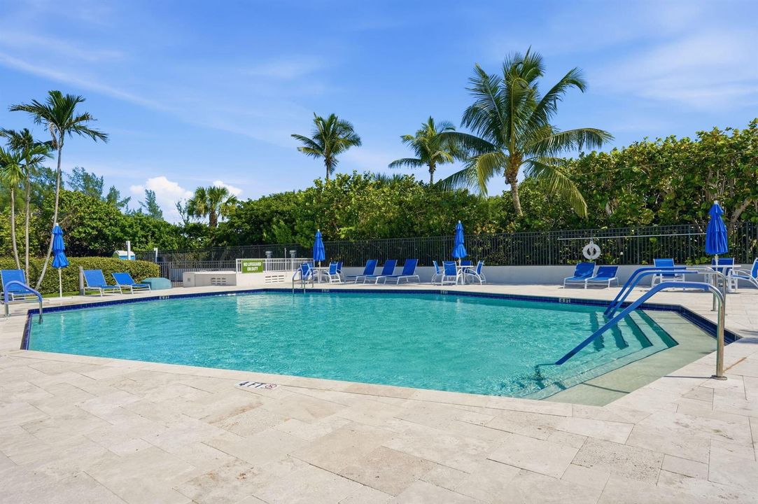45-web-or-mls-145_S_Ocean_Unit_611_045