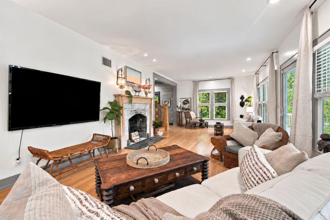 2-web-or-mls-Photo (10)