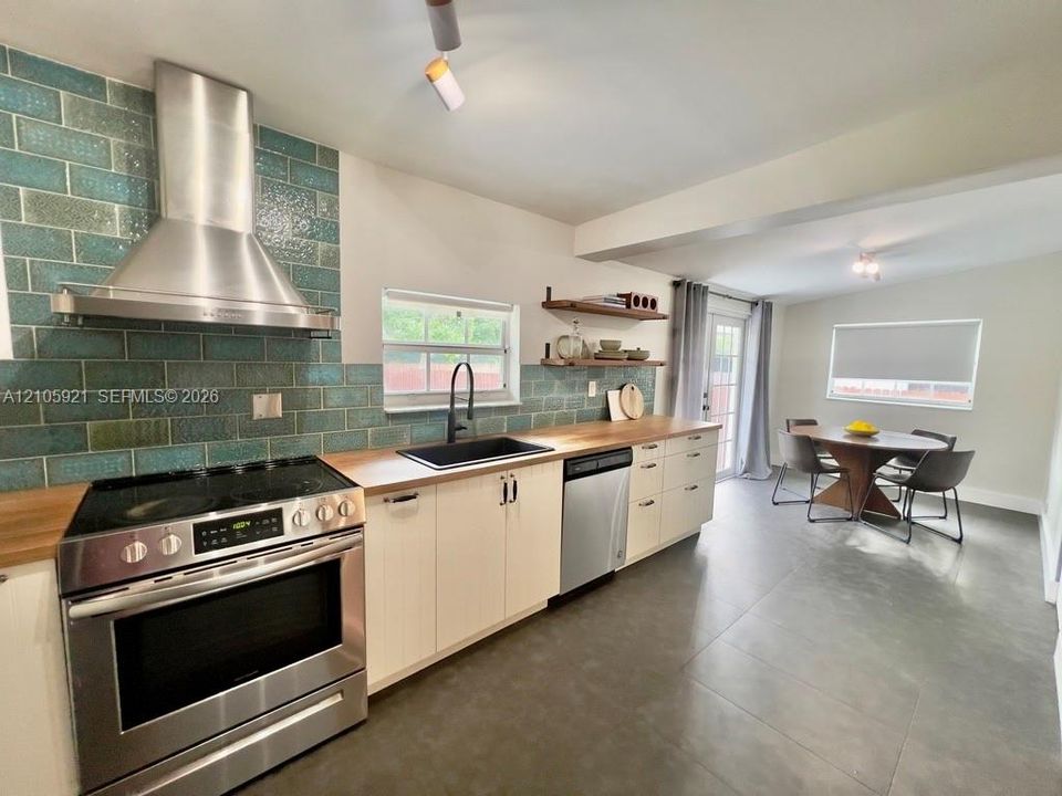 En Renta: $5,500 (3 camas, 2 baños, 1588 Pies cuadrados)