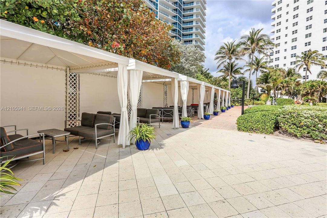 En Venta: $579,000 (2 camas, 2 baños, 1208 Pies cuadrados)