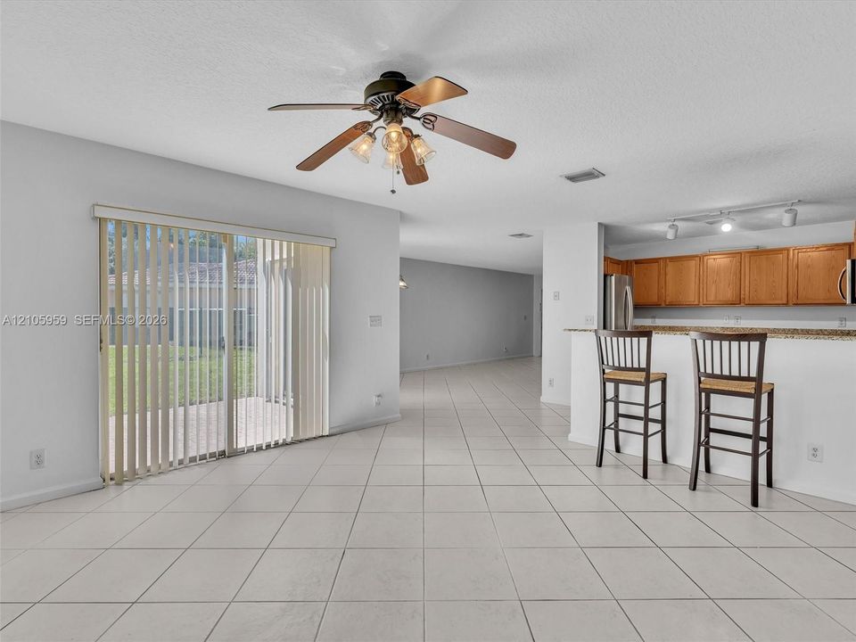 En Venta: $489,900 (3 camas, 2 baños, 1790 Pies cuadrados)