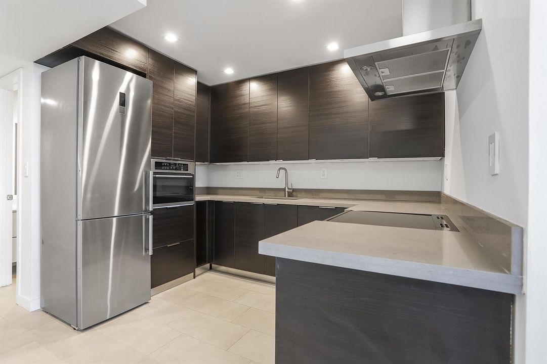 Kitchen 1