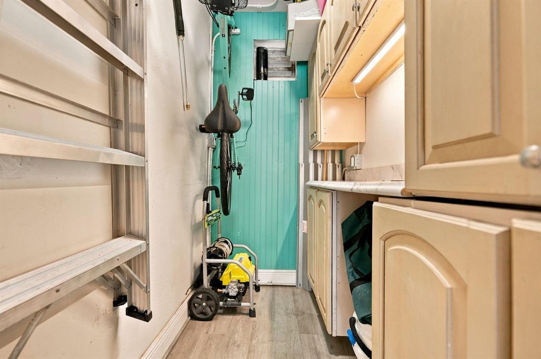 Private Workshop/storage