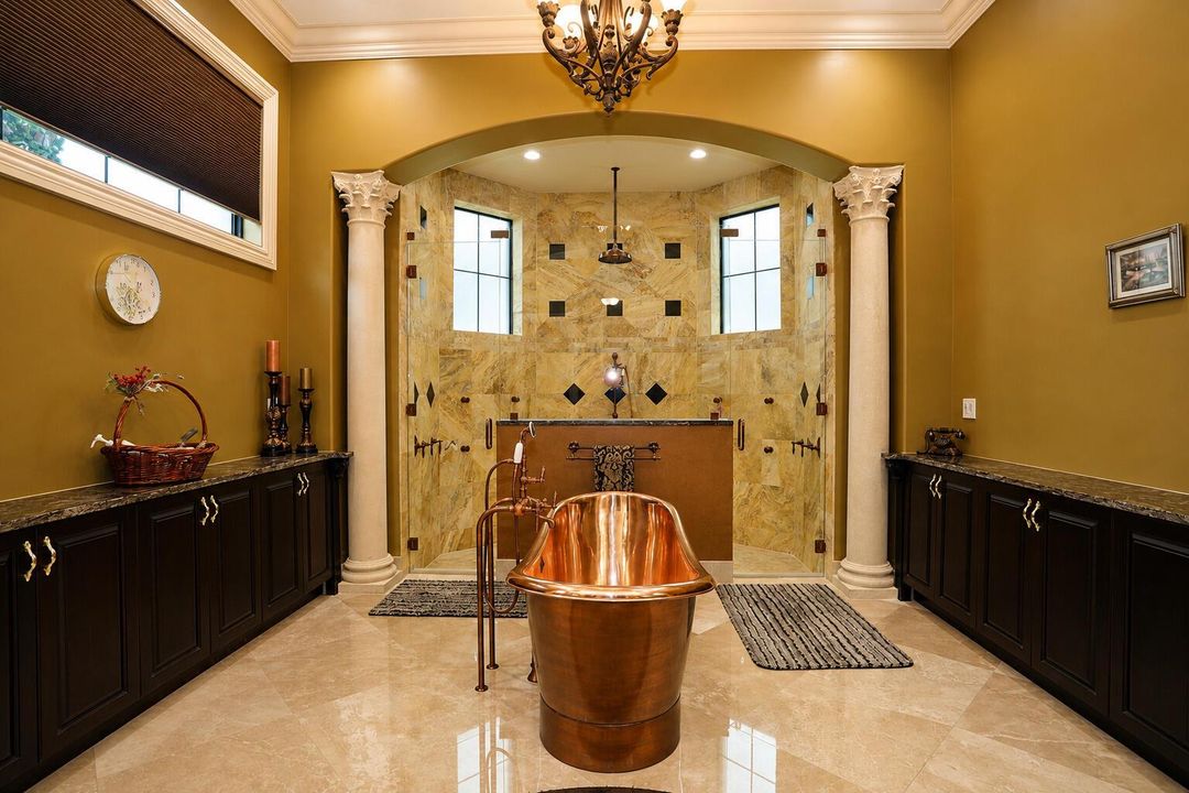 93 Primary Bath room