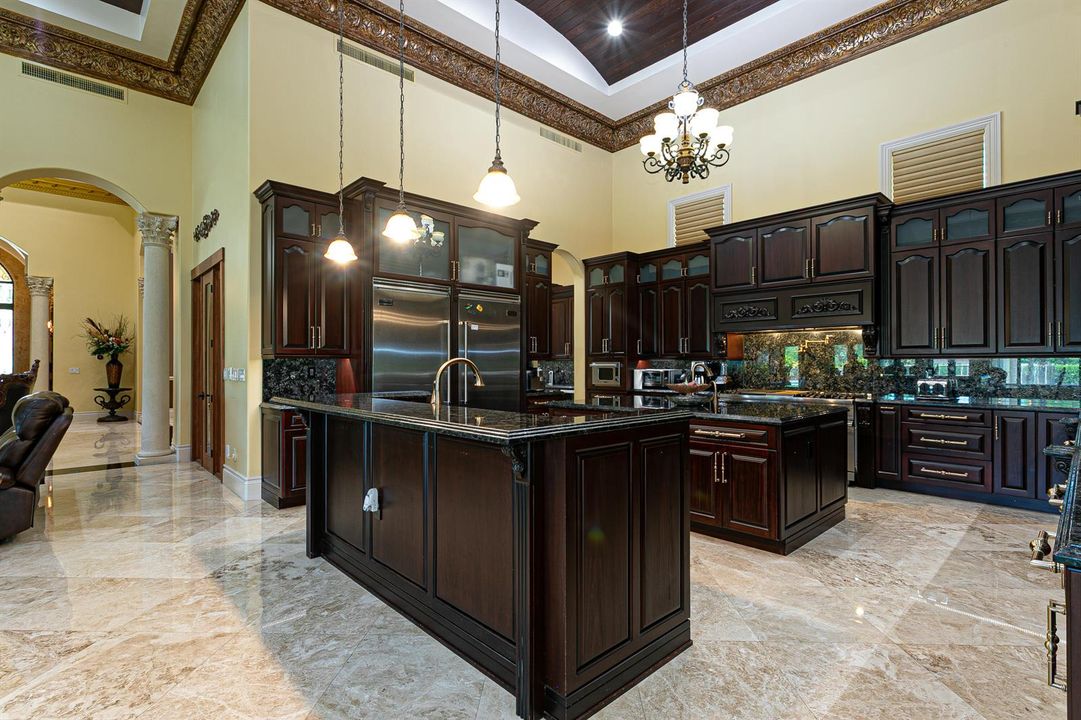 44 Kitchen