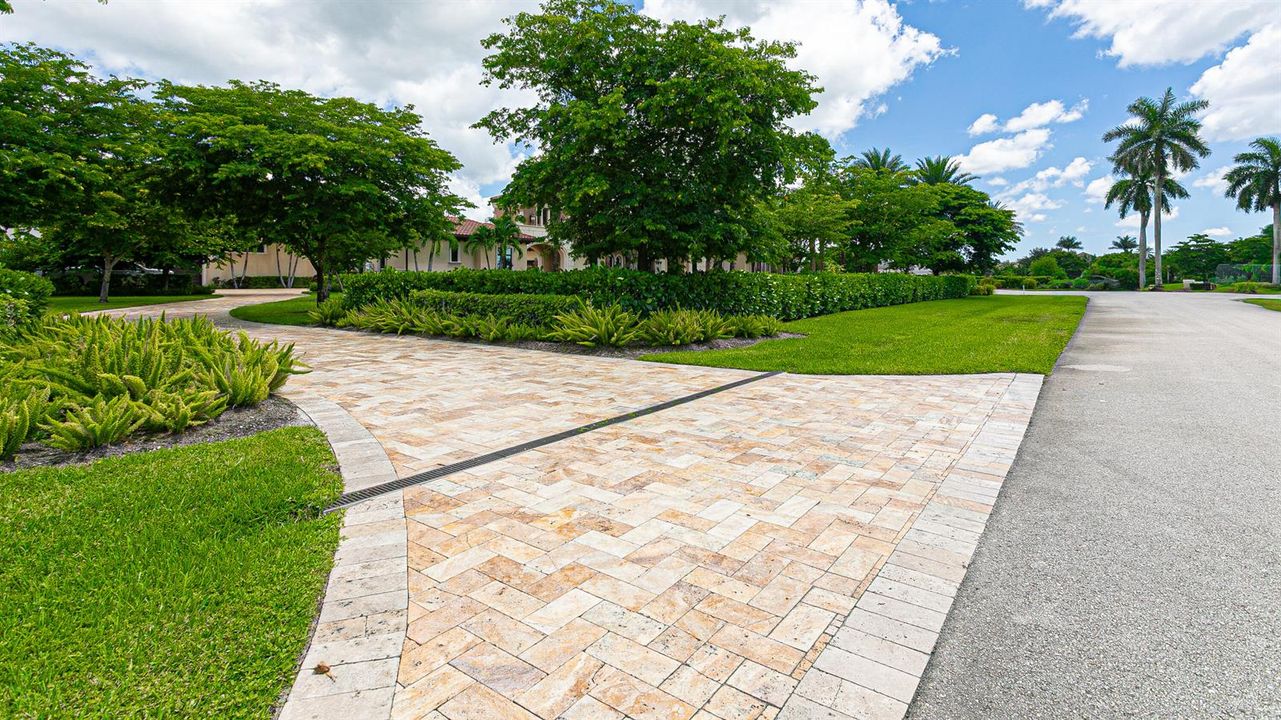 24 Second Driveway
