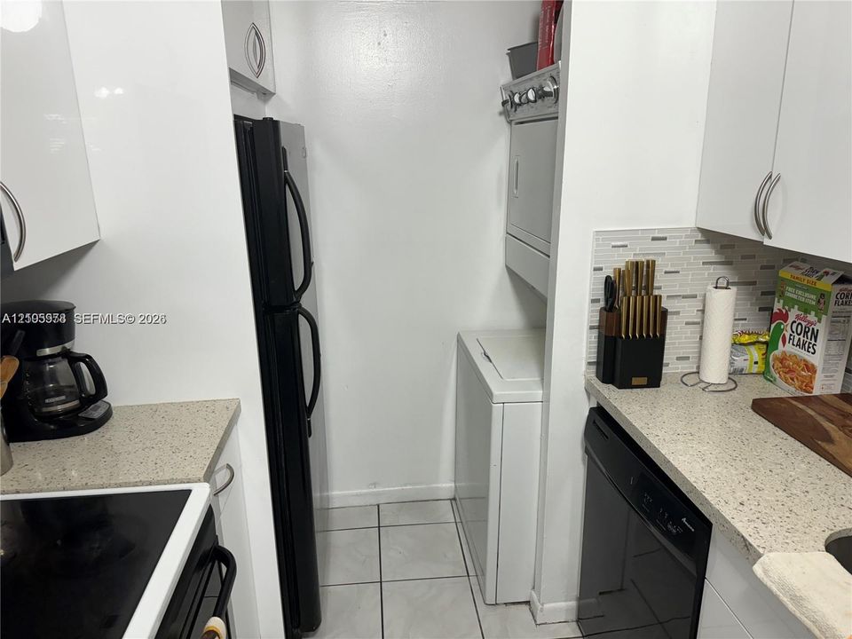 For Rent: $1,795 (2 beds, 2 baths, 768 Square Feet)